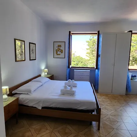 Edera לינה וארוחת בוקר 3*