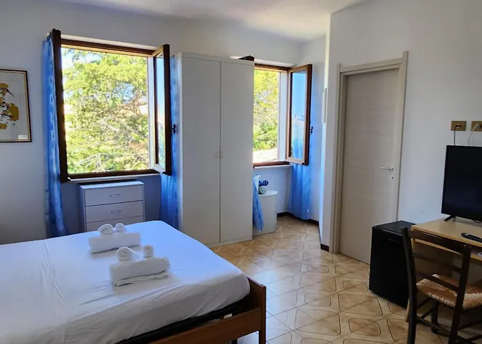 Edera Альгеро